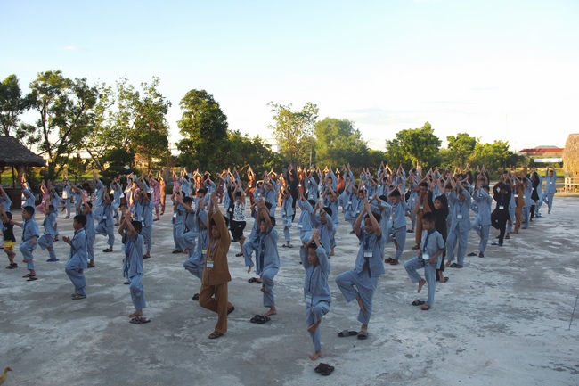 The Summer retreat at Giai Lam Pagoda in Ha Tinh