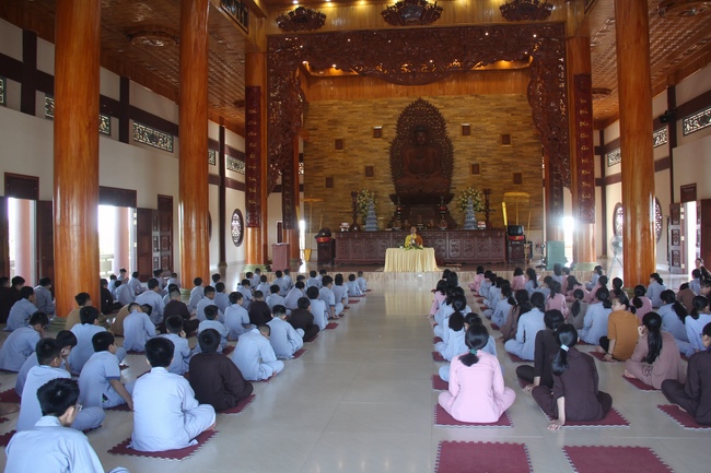 The Summer retreat at Giai Lam Pagoda in Ha Tinh