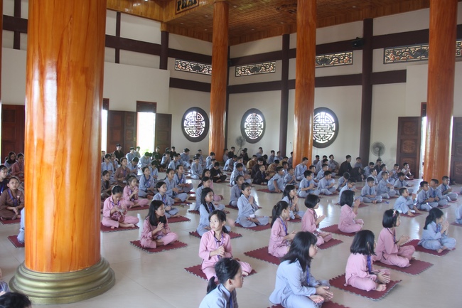 The Summer retreat at Giai Lam Pagoda in Ha Tinh
