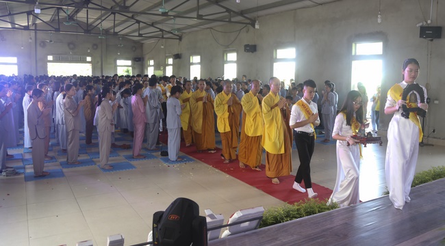 The Ullambana Ceremony at Dong Cao Pagoda In Thanh Hoa Province