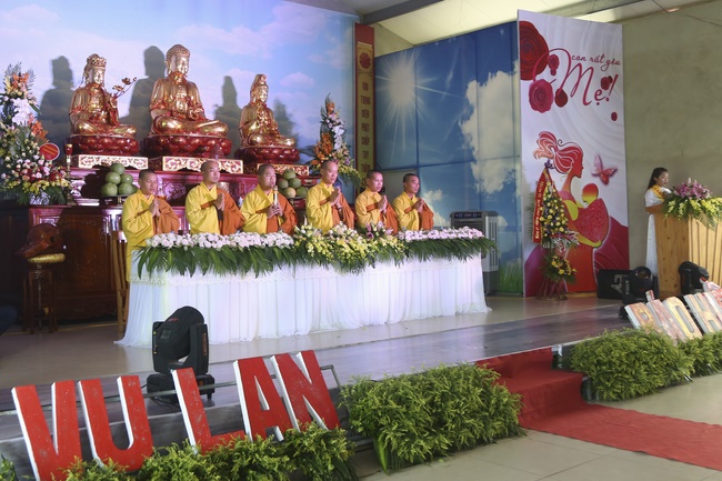 The Ullambana Ceremony at Dong Cao Pagoda In Thanh Hoa Province