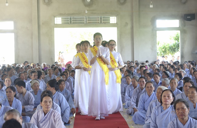 The Ullambana Ceremony at Dong Cao Pagoda In Thanh Hoa Province