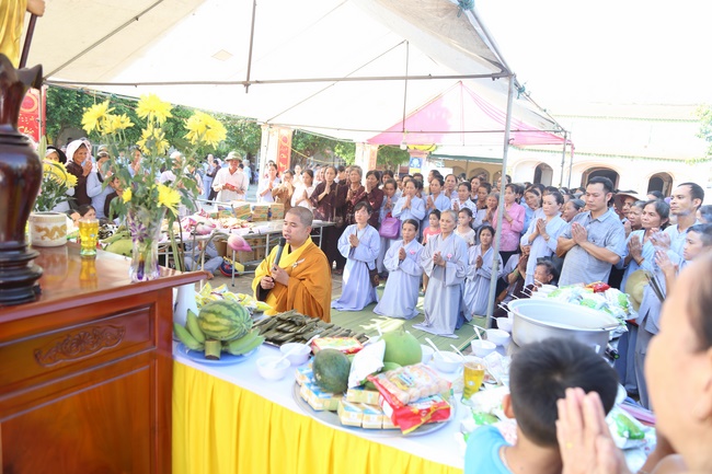 The Ullambana Ceremony at Dong Cao Pagoda In Thanh Hoa Province