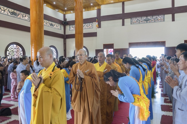 The Ullambana's  Great Ceremony of Pious Gratitude at Giai Lam Pagoda in Ha Tinh Province