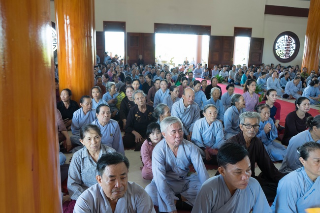 The Ullambana's  Great Ceremony of Pious Gratitude at Giai Lam Pagoda in Ha Tinh Province