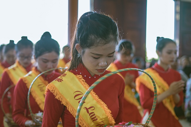 The Ullambana's  Great Ceremony of Pious Gratitude at Giai Lam Pagoda in Ha Tinh Province