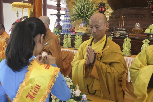 The Ullambana's  Great Ceremony of Pious Gratitude at Giai Lam Pagoda in Ha Tinh Province