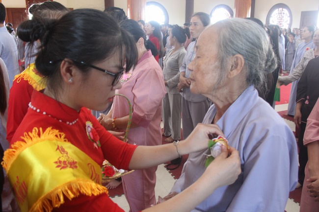 The Ullambana's  Great Ceremony of Pious Gratitude at Giai Lam Pagoda in Ha Tinh Province