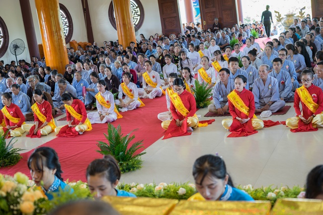 The Ullambana's  Great Ceremony of Pious Gratitude at Giai Lam Pagoda in Ha Tinh Province