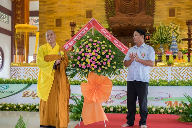 The Ullambana's  Great Ceremony of Pious Gratitude at Giai Lam Pagoda in Ha Tinh Province