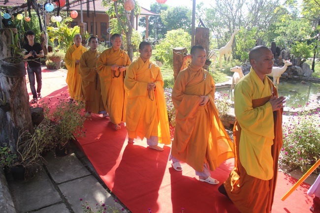 The Ullambana's  Great Ceremony of Pious Gratitude at Giai Lam Pagoda in Ha Tinh Province
