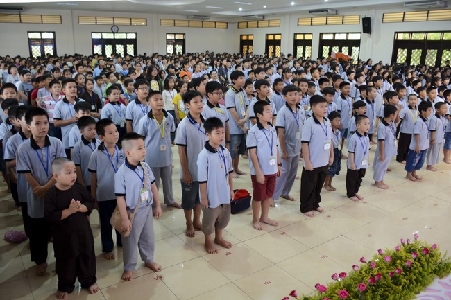 Children Retreat Titled ‘I Return to Buddha’