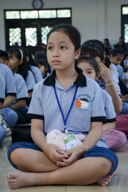 Children Retreat Titled ‘I Return to Buddha’