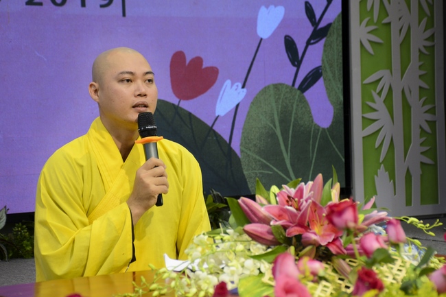 Children Retreat Titled ‘I Return to Buddha’