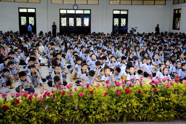 Children Retreat Titled ‘I Return to Buddha’