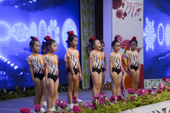 Children Retreat Titled ‘I Return to Buddha’