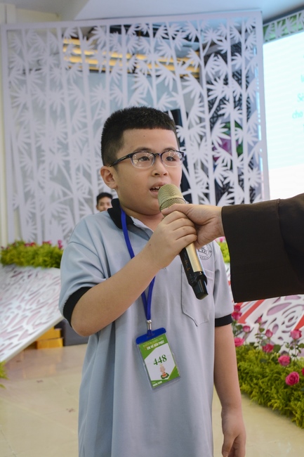 Children Retreat Titled ‘I Return to Buddha’