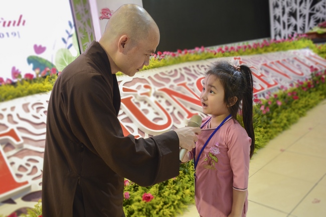 Children Retreat Titled ‘I Return to Buddha’