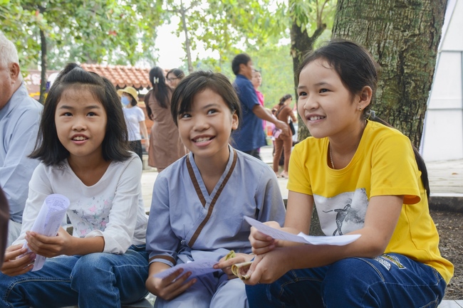Children Retreat Titled ‘I Return to Buddha’