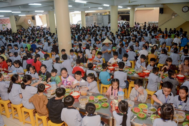 Children Retreat Titled ‘I Return to Buddha’