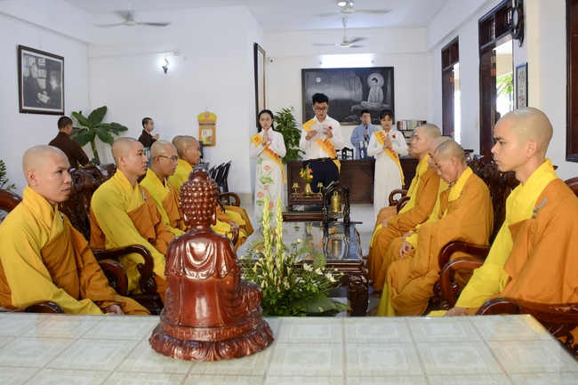 Children Retreat Titled ‘I Return to Buddha’