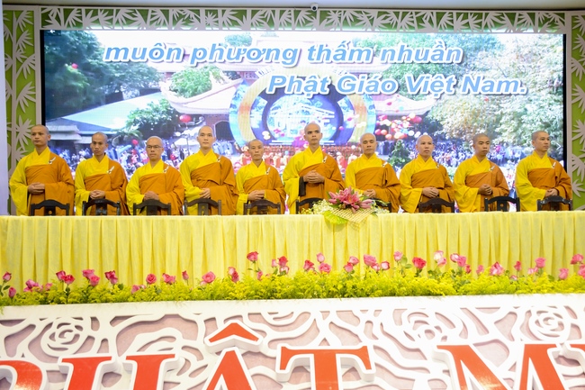 Children Retreat Titled ‘I Return to Buddha’