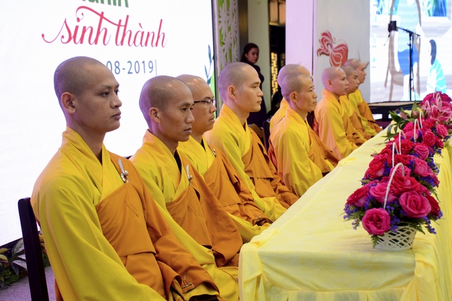 Children Retreat Titled ‘I Return to Buddha’