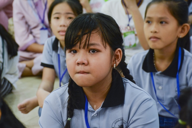 Children Retreat Titled ‘I Return to Buddha’