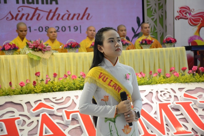Children Retreat Titled ‘I Return to Buddha’