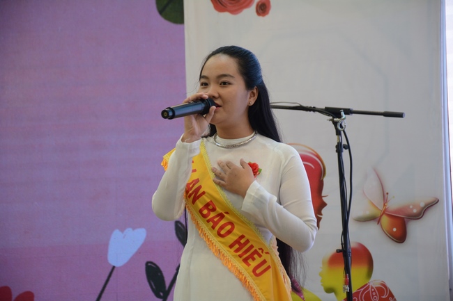 Children Retreat Titled ‘I Return to Buddha’