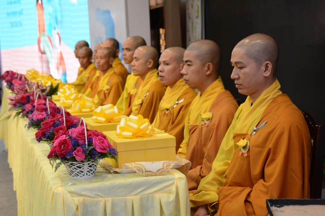 Children Retreat Titled ‘I Return to Buddha’