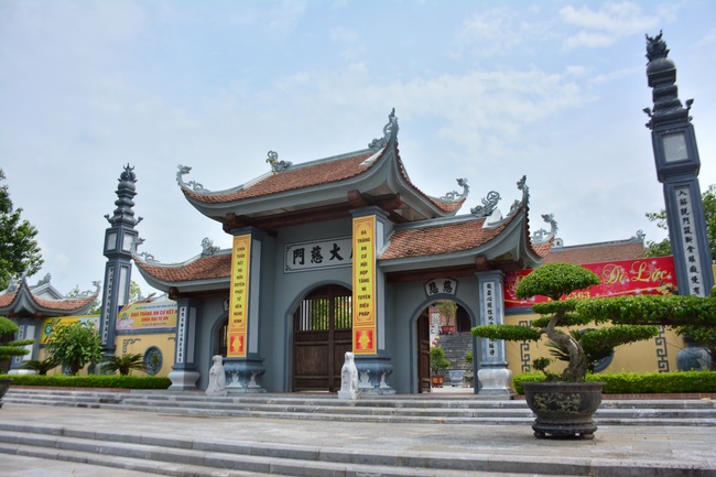 The Ullambana Great Ceremony at Tay Khanh Pagoda in Thai Binh