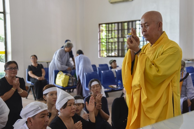 Tham dự lễ tri ân và cầu siêu tại An Giang