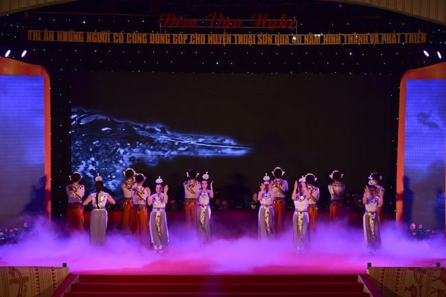 Tham dự lễ tri ân và cầu siêu tại An Giang