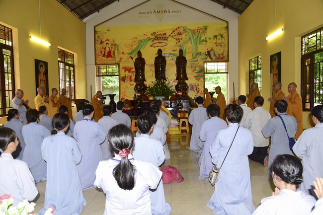 Offering to the summer retreat schools in Dong Nai and Cu Chi