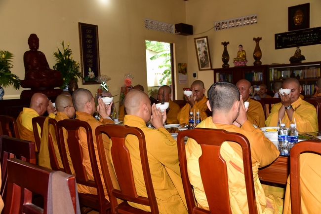 Offering to the summer retreat schools in Dong Nai and Cu Chi