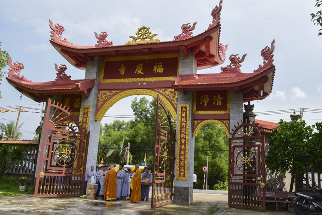 Offering to the summer retreat schools in Dong Nai and Cu Chi
