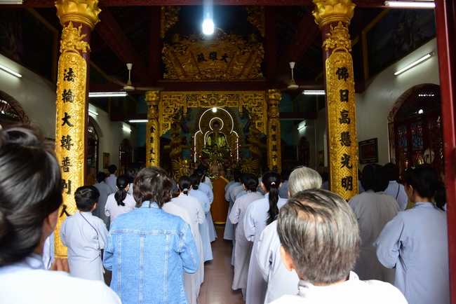 Offering to the summer retreat schools in Dong Nai and Cu Chi