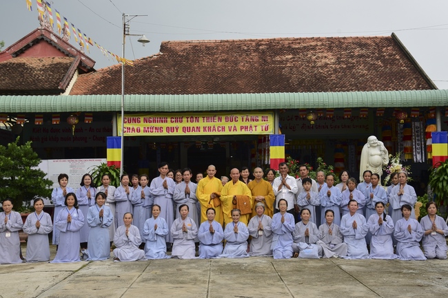 Offering to the summer retreat schools in Dong Nai and Cu Chi