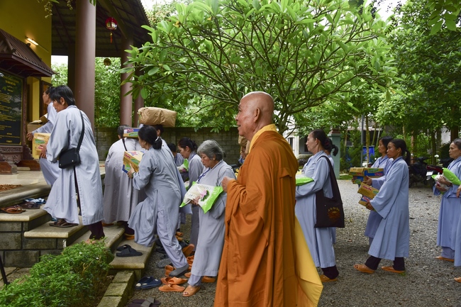 Offering to the summer retreat schools in Dong Nai and Cu Chi