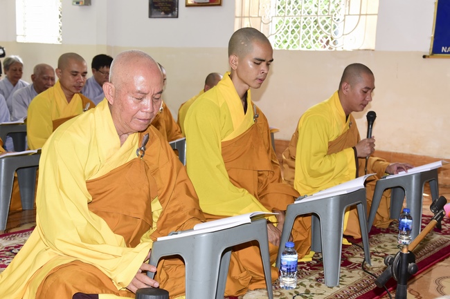 Praying peacefulness and releasing creatures in Can Tho