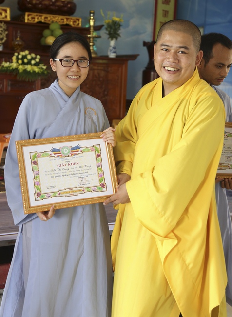 One-day Reciting the Buddha's name at Dong Cao Pagoda