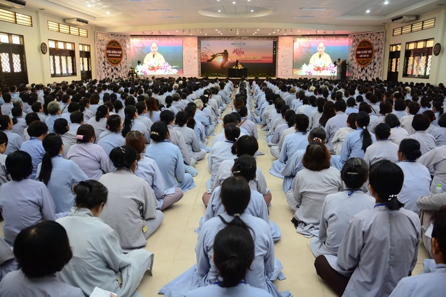 Dharma Talk “Fulfilling Piety is the first Practice” –  The 92ND Seven-Day Retreat
