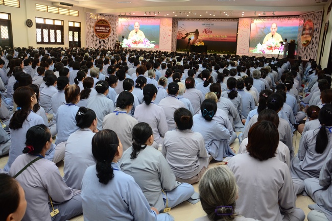 Dharma Talk “Fulfilling Piety is the first Practice” –  The 92ND Seven-Day Retreat