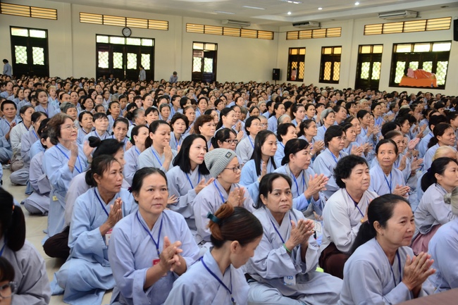 Dharma Talk “Fulfilling Piety is the first Practice” –  The 92ND Seven-Day Retreat