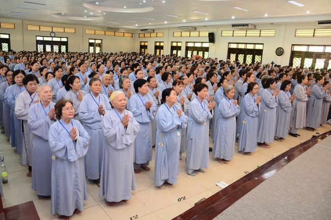 Dharma Talk “Fulfilling Piety is the first Practice” –  The 92ND Seven-Day Retreat