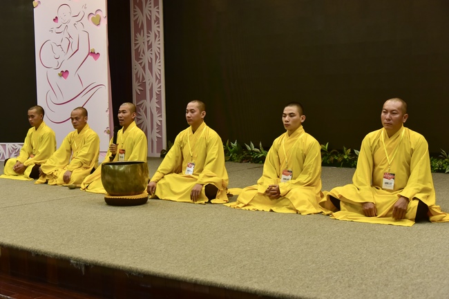 Dharma Talk “Fulfilling Piety is the first Practice” –  The 92ND Seven-Day Retreat