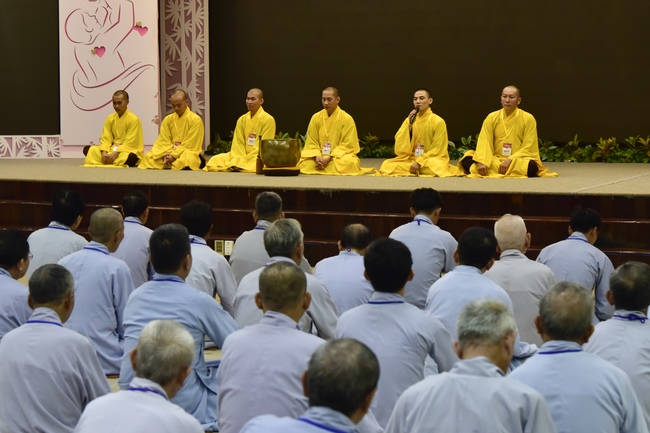 Dharma Talk “Fulfilling Piety is the first Practice” –  The 92ND Seven-Day Retreat