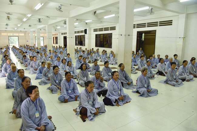 Dharma Talk “Fulfilling Piety is the first Practice” –  The 92ND Seven-Day Retreat