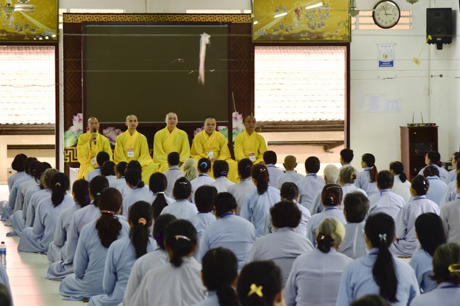 Dharma Talk “Fulfilling Piety is the first Practice” –  The 92ND Seven-Day Retreat